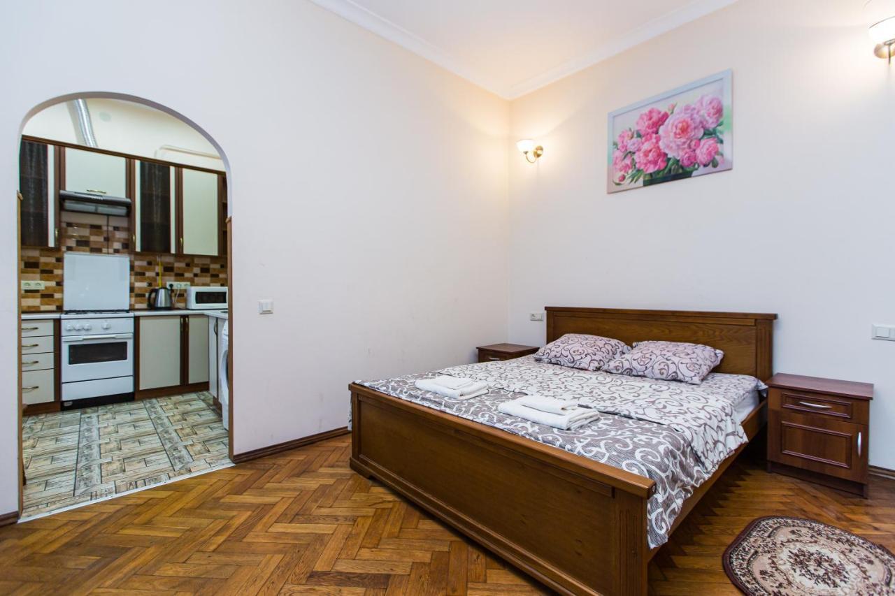 Квартира В Центрі Вулиця Балабана 29 Біля Краківського Ринку Lviv Kültér fotó