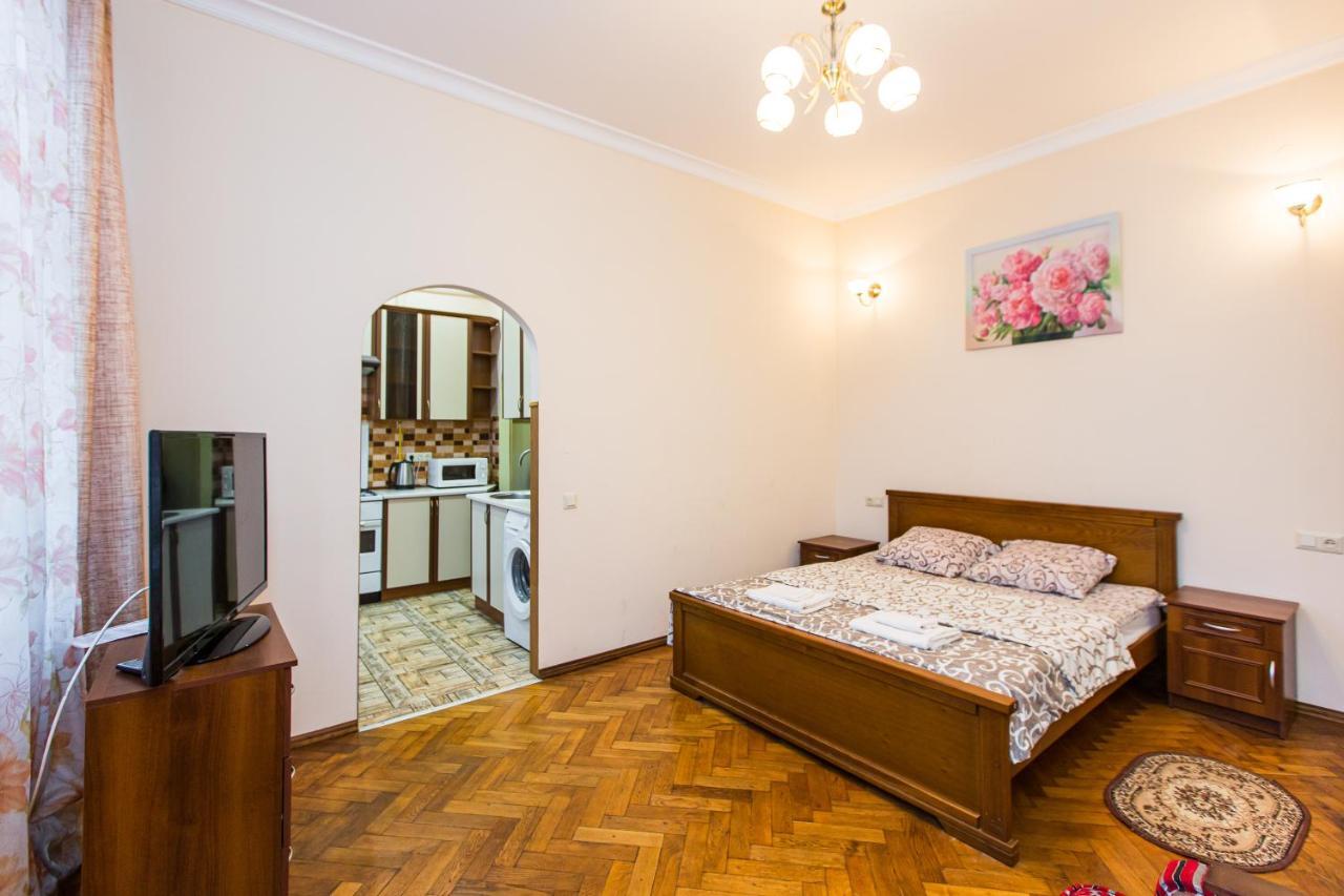Квартира В Центрі Вулиця Балабана 29 Біля Краківського Ринку Lviv Kültér fotó