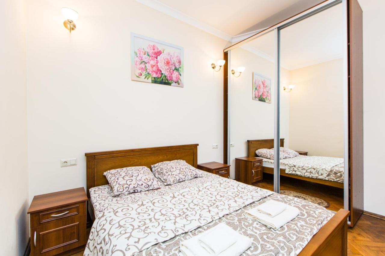 Квартира В Центрі Вулиця Балабана 29 Біля Краківського Ринку Lviv Kültér fotó