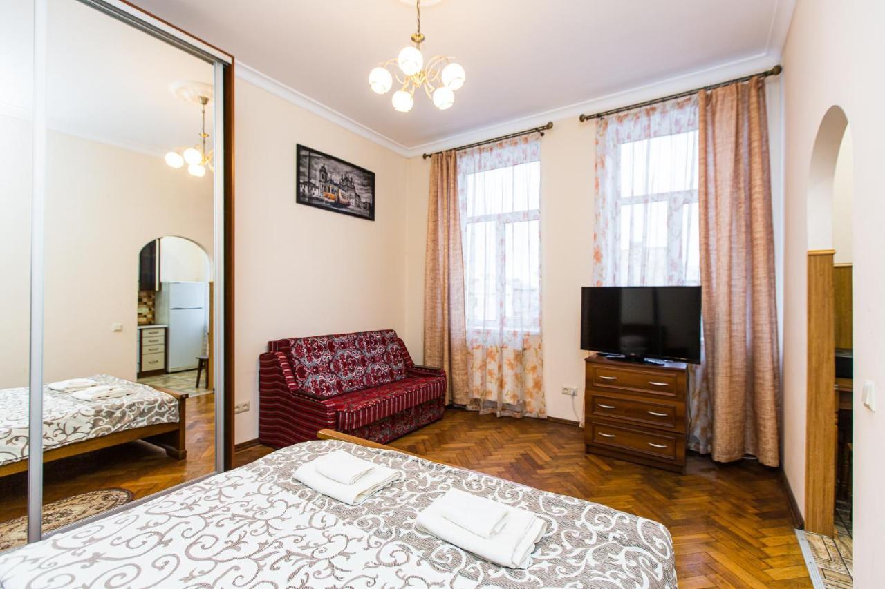 Квартира В Центрі Вулиця Балабана 29 Біля Краківського Ринку Lviv Kültér fotó
