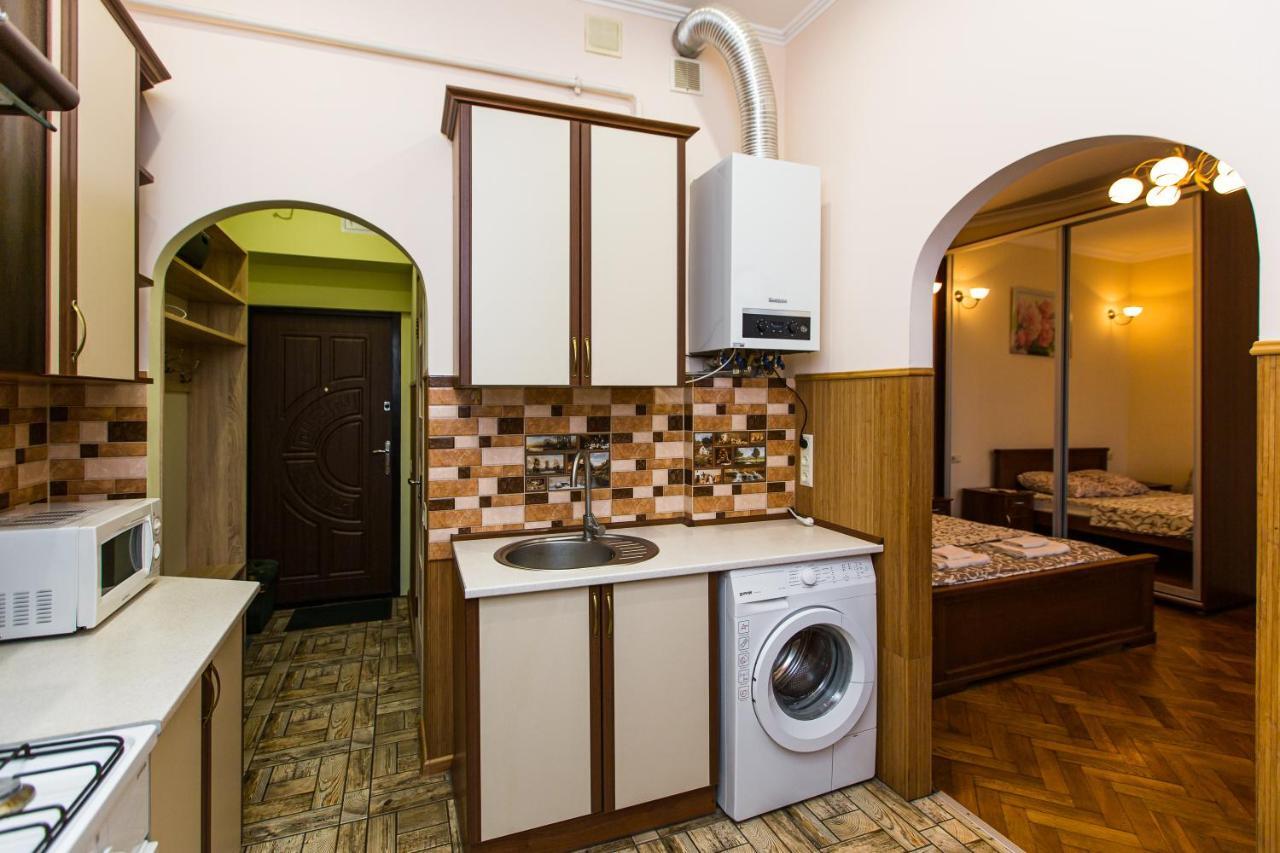 Квартира В Центрі Вулиця Балабана 29 Біля Краківського Ринку Lviv Kültér fotó